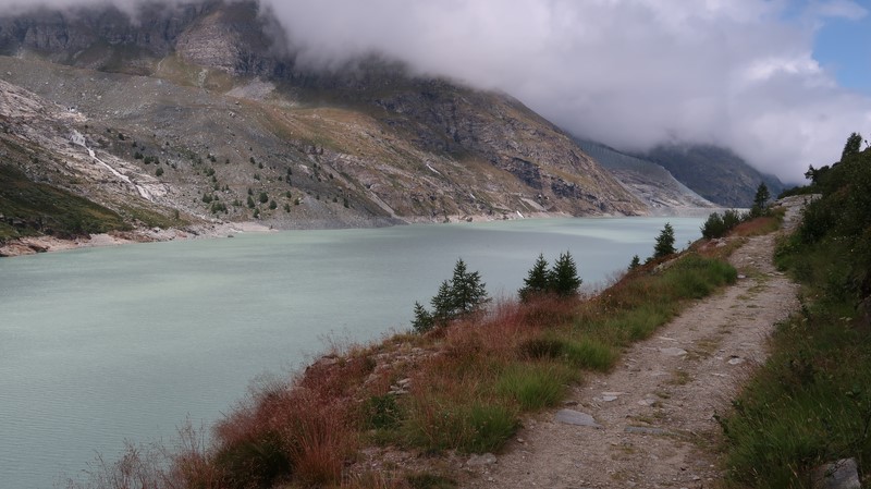Tour Du Lac De Matemale à Pied